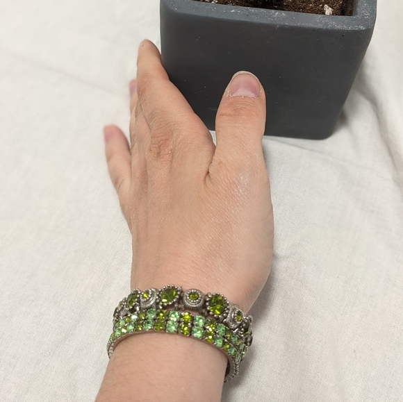 Jewelled bangles - Picture 2 of 2